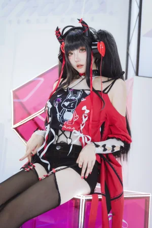 瓜希酱《交错战线cos旋律》写真图集 14P｜在线预览与图包下载