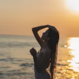 桜桃喵《潮汐》写真图集 33P｜在线预览与图包下载
