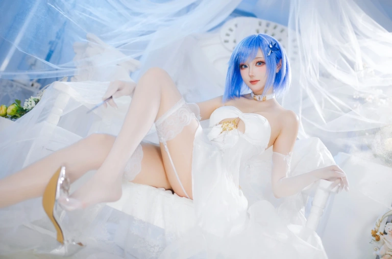 瓜希酱《碧蓝航线 恰巴耶夫·白骑兵的旋律》写真图集 20P｜在线预览与图包下载
