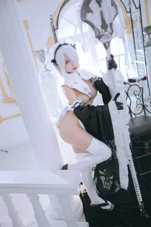 日奈娇(椎名莜)《2B奶盖女仆》写真图集 86P｜在线预览与图包下载