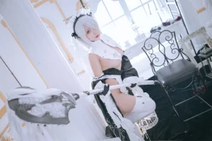 日奈娇(椎名莜)《2B奶盖女仆》写真图集 86P｜在线预览与图包下载