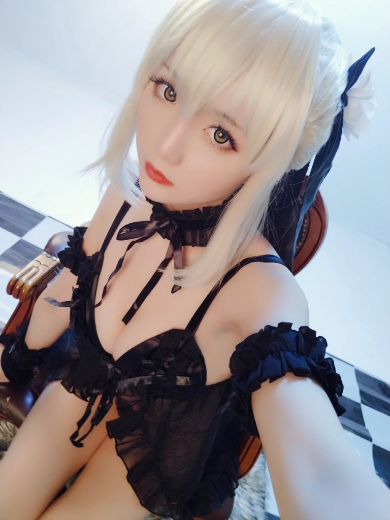 星之迟迟《《星之彼方》 套组赠送 自拍》写真图集 60P｜在线预览与图包下载
