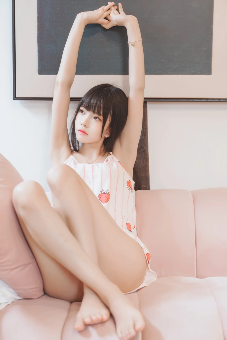 桜桃喵《甜甜×4》写真图集 53P｜在线预览与图包下载