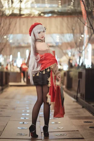 面饼仙儿《圣诞贝法》写真图集 17P｜在线预览与图包下载