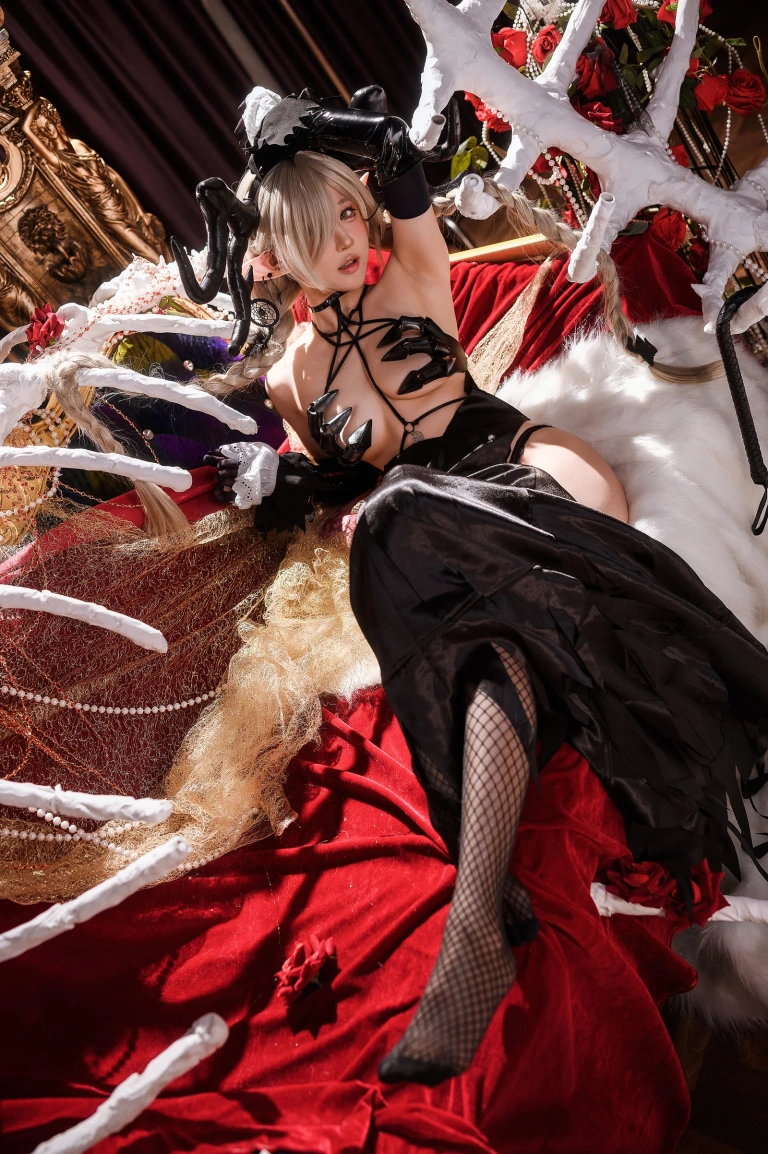 阿包也是兔娘《碧蓝航线 尾张》写真图集 42P｜在线预览与图包下载
