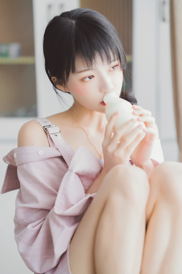 桜桃喵《温柔×4》写真图集 53P｜在线预览与图包下载
