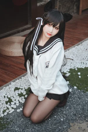 面饼仙儿《爱宕JK2》写真图集 47P+1V｜在线预览与图包下载