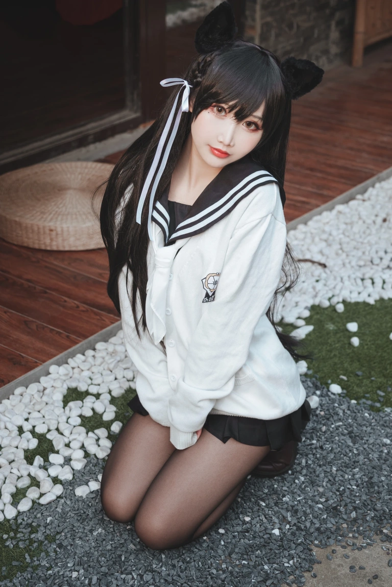 面饼仙儿《爱宕JK2》写真图集 47P+1V｜在线预览与图包下载