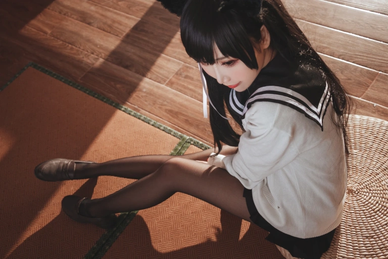 面饼仙儿《爱宕JK2》写真图集 47P+1V｜在线预览与图包下载