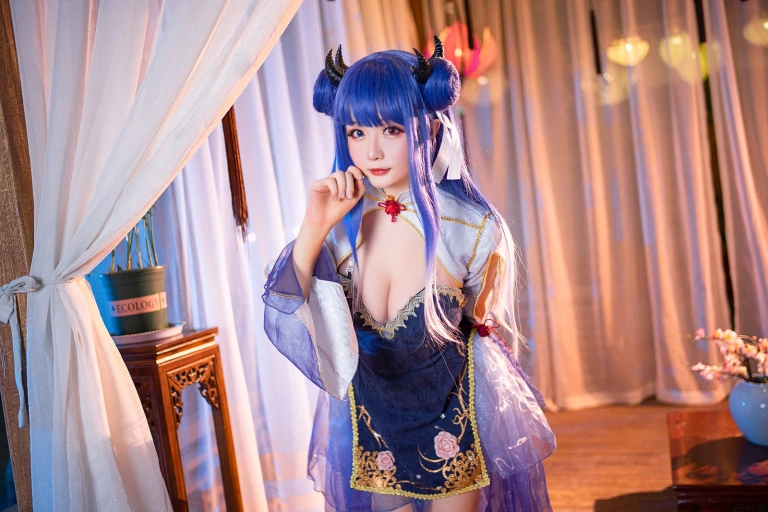 星之迟迟《《琉璃之宴》 伊吹》写真图集 25P｜在线预览与图包下载