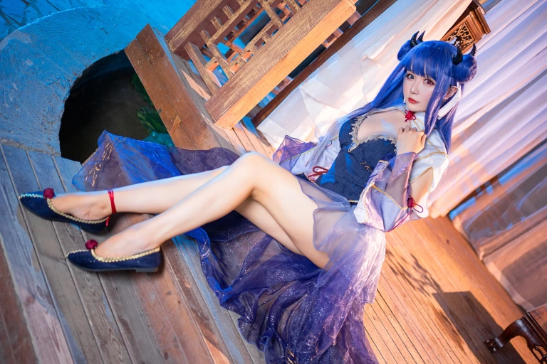 星之迟迟《《琉璃之宴》 伊吹》写真图集 25P｜在线预览与图包下载