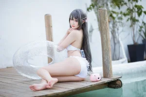 瓜希酱《樱岛麻衣 泳装》写真图集 28P｜在线预览与图包下载