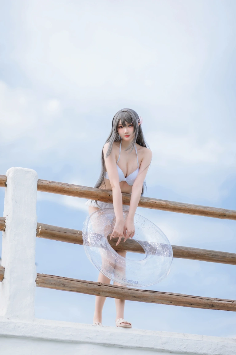 瓜希酱《樱岛麻衣 泳装》写真图集 28P｜在线预览与图包下载