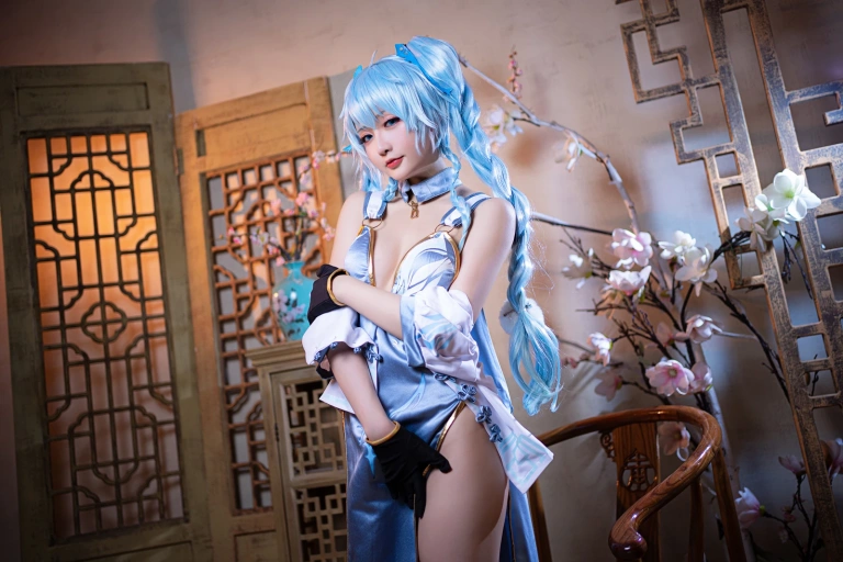 星之迟迟《《秘密花园》 PA15翠雀媚》写真图集 14P｜在线预览与图包下载