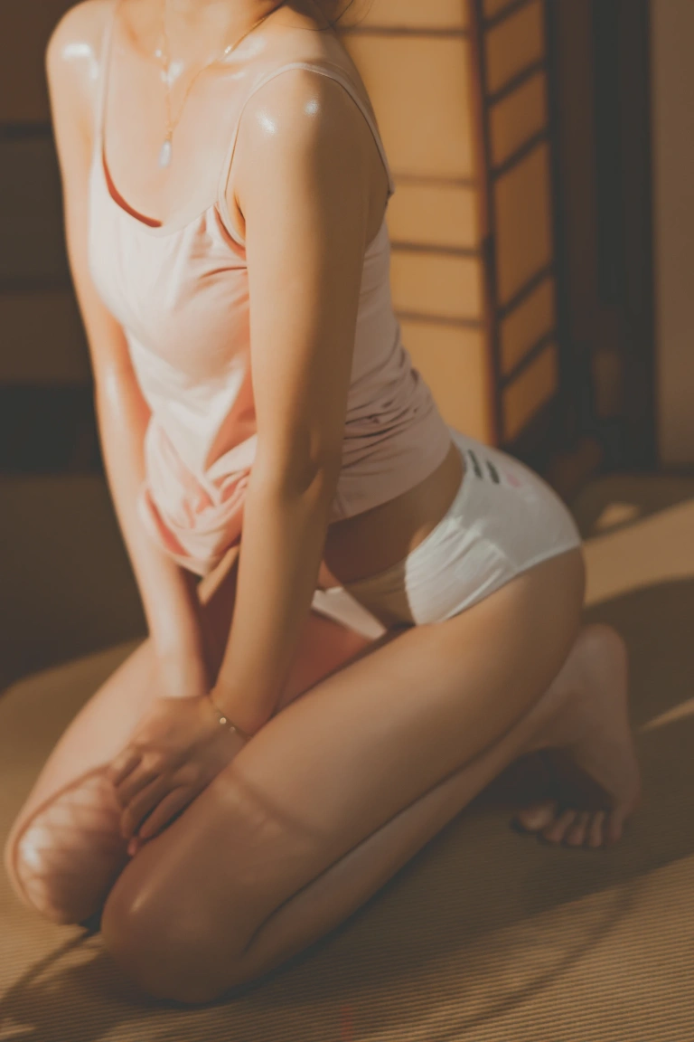 桜桃喵《炙夏02》写真图集 39P｜在线预览与图包下载