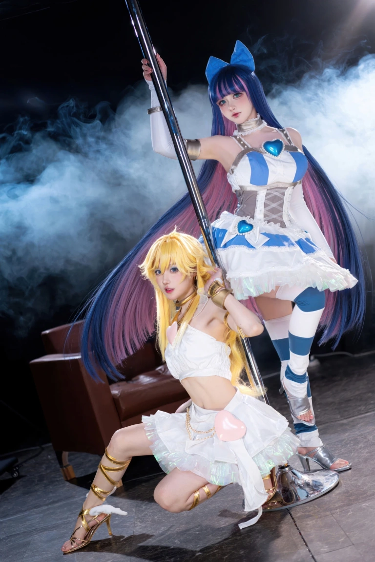 阿包也是兔娘《吊带袜天使（&苏苏苏Sofia）》写真图集 33P｜在线预览与图包下载