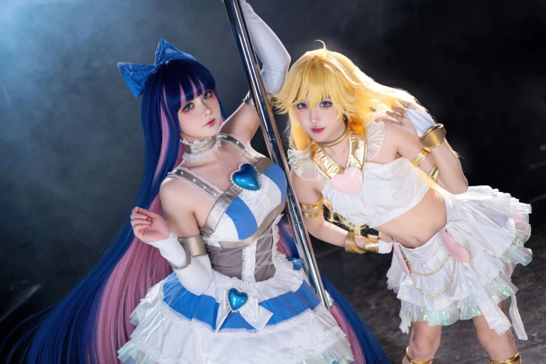 阿包也是兔娘《吊带袜天使（&苏苏苏Sofia）》写真图集 33P｜在线预览与图包下载