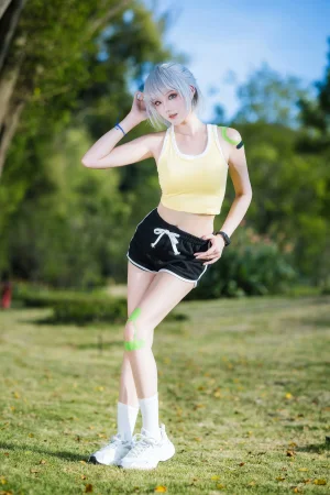 瓜希酱《灵笼 白月魁运动服》写真图集 15P｜在线预览与图包下载