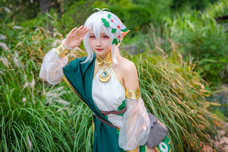 星之迟迟《《秘密花园》 可可萝》写真图集 17P｜在线预览与图包下载