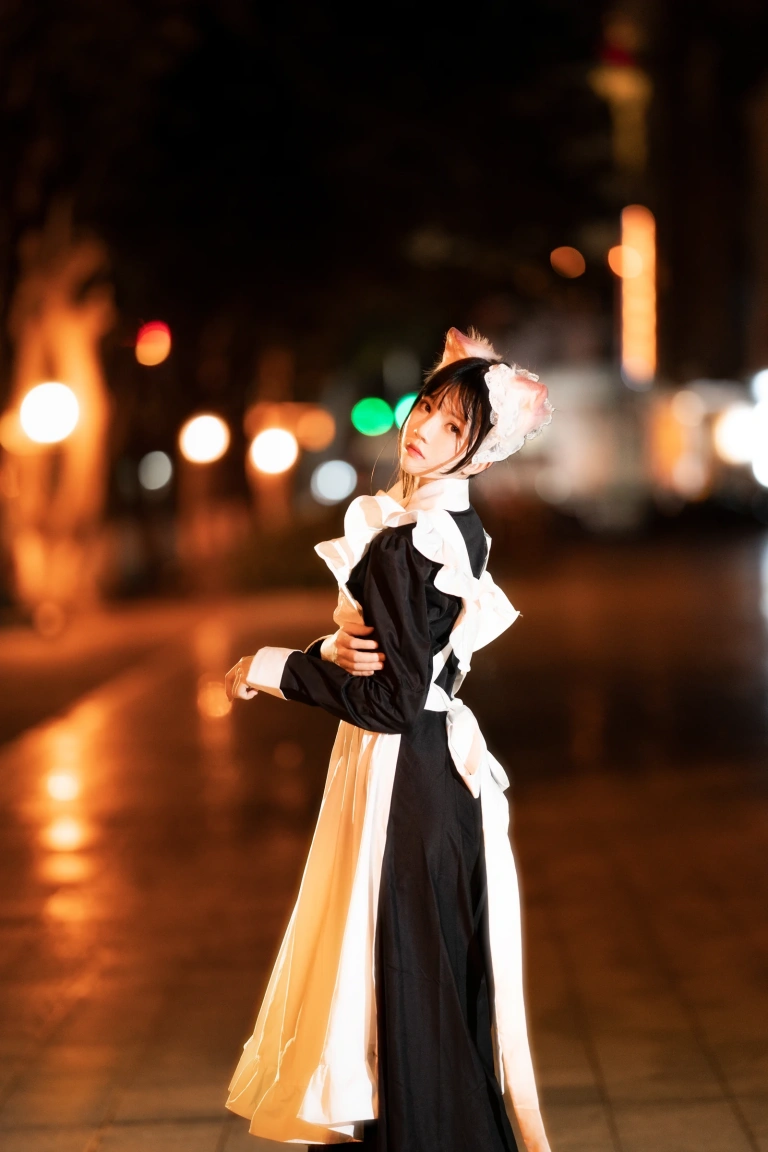 桜桃喵《长裙妹抖（夜）》写真图集 19P｜在线预览与图包下载