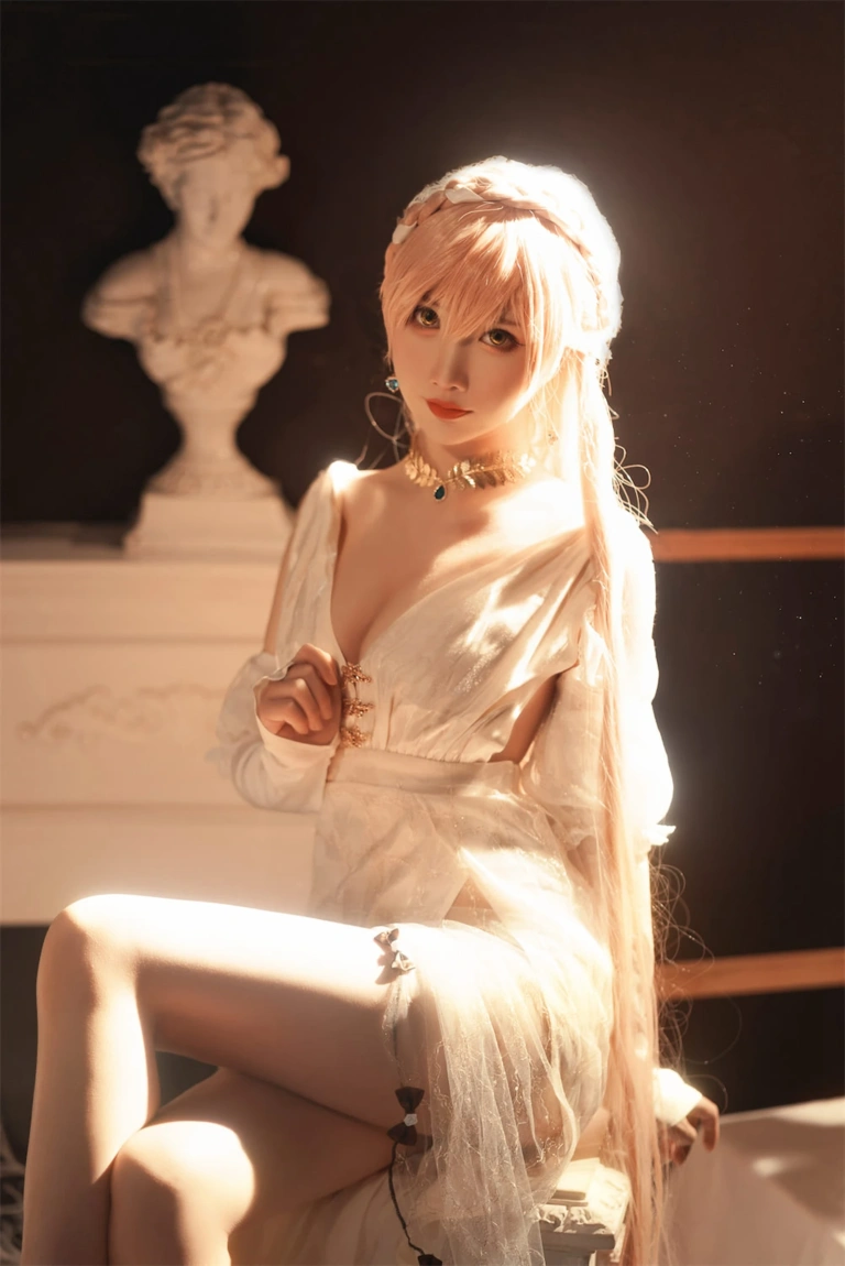 面饼仙儿《少女前线 天意佳人》写真图集 27P｜在线预览与图包下载