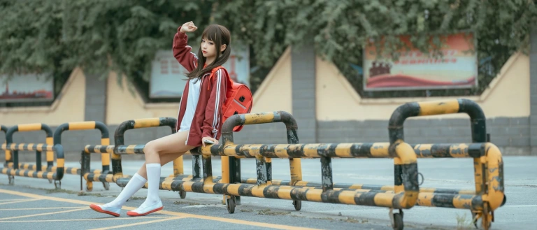蠢沫沫《叫兽的恶作剧Ⅳ》写真图集 194P｜在线预览与图包下载
