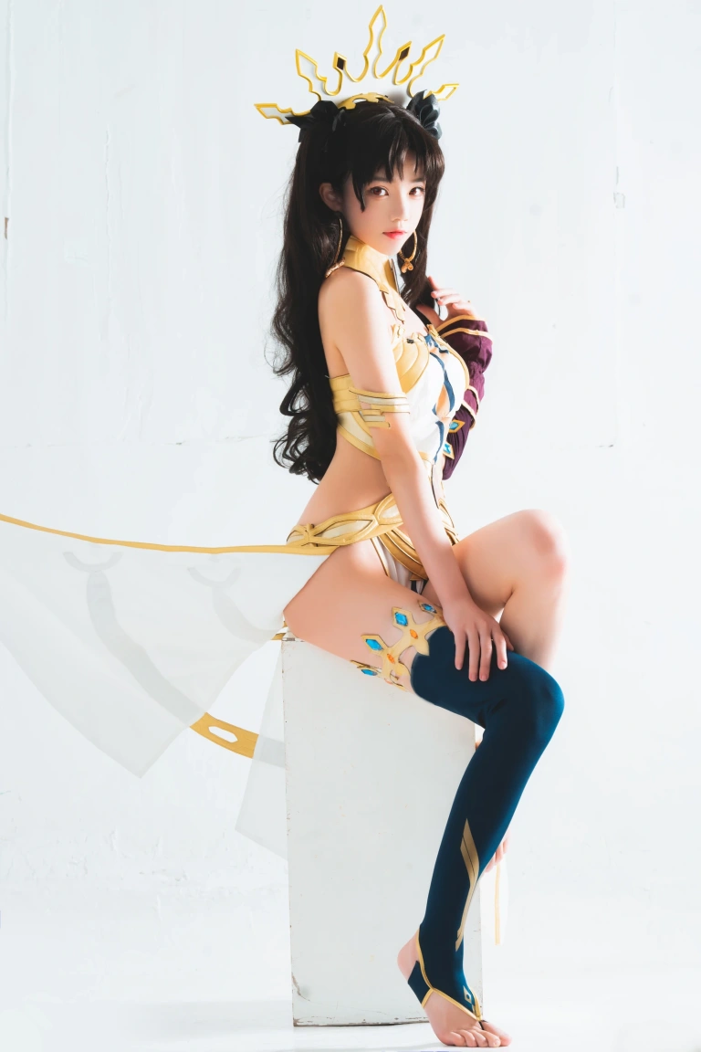 桜桃喵《弓凛》写真图集 44P｜在线预览与图包下载