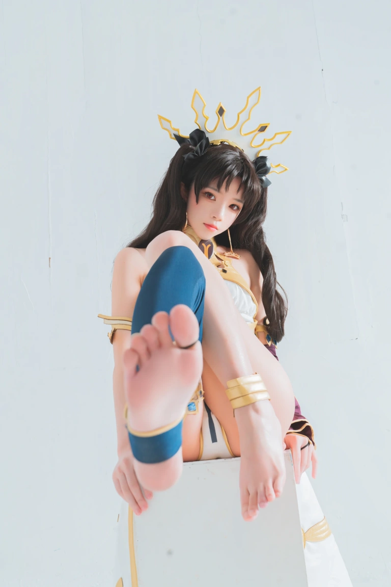 桜桃喵《弓凛》写真图集 44P｜在线预览与图包下载