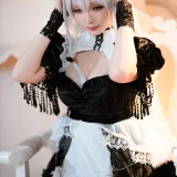 星之迟迟《《R-Maid》 赫敏》写真图集 30P｜在线预览与图包下载