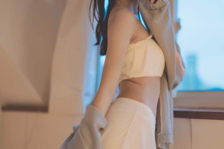 桜桃喵《碎星》写真图集 19P｜在线预览与图包下载