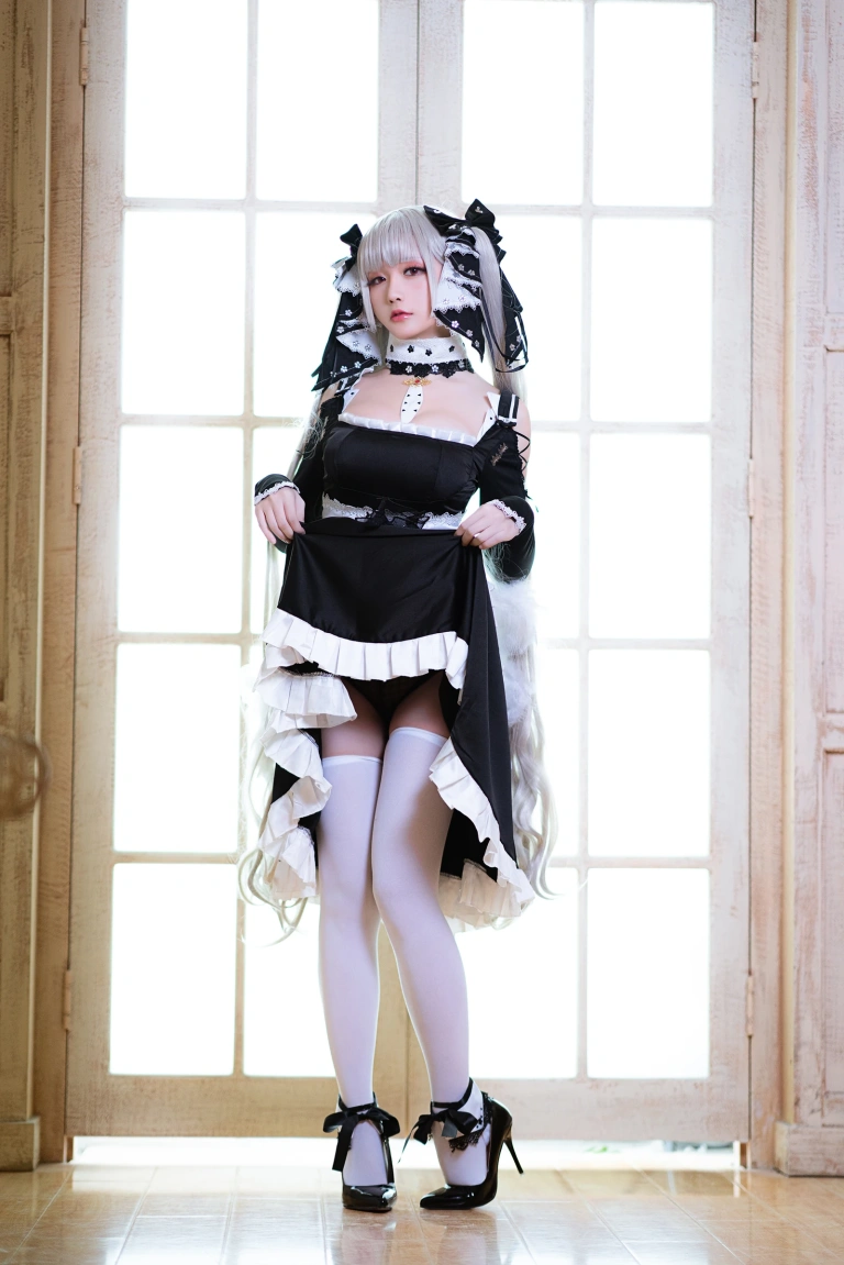 星之迟迟《《R-Maid》 可畏》写真图集 35P｜在线预览与图包下载