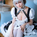 星之迟迟《《R-Maid》 天狼星》写真图集 20P｜在线预览与图包下载
