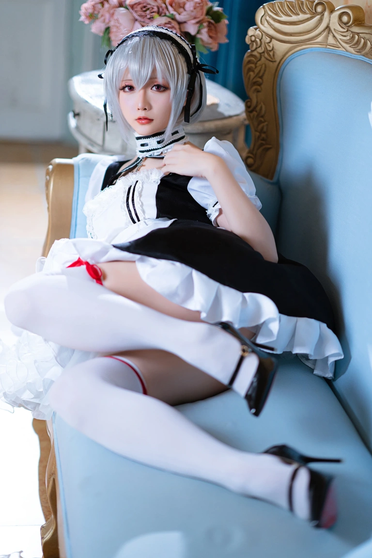 星之迟迟《《R-Maid》 天狼星》写真图集 20P｜在线预览与图包下载