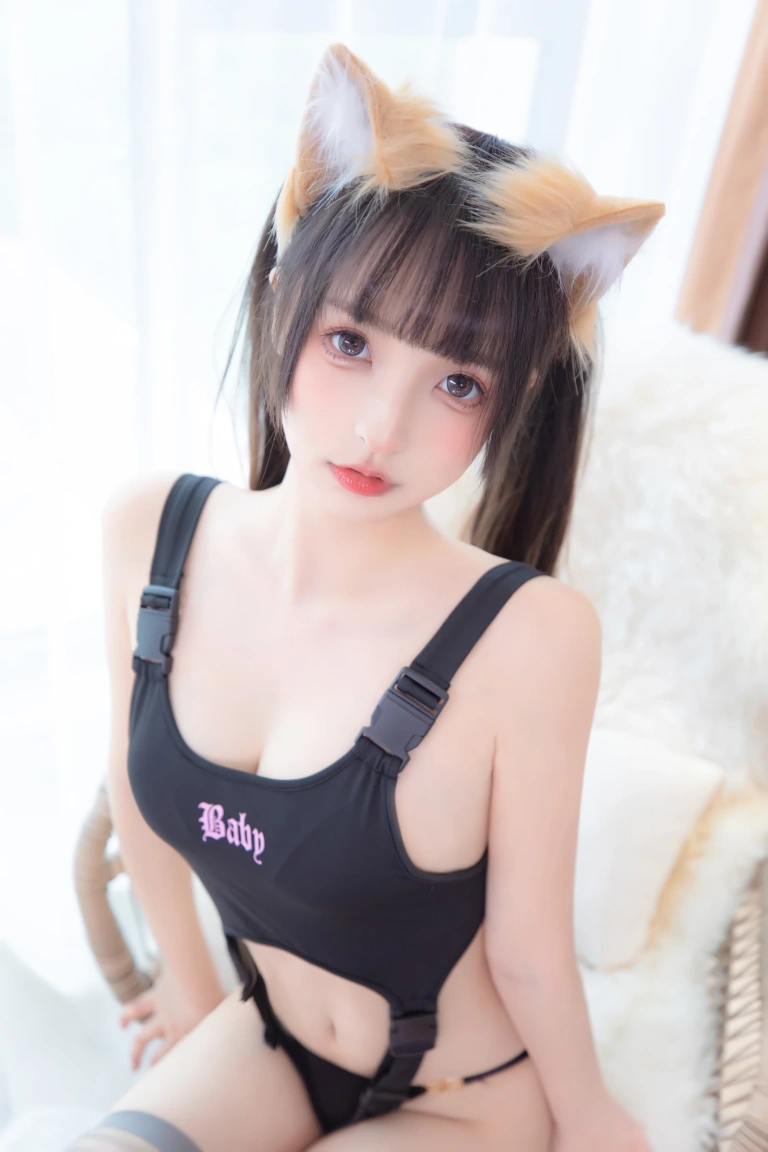 神楽坂真冬《第四季 序号25：《机能天使》》写真图集 75P｜在线预览与图包下载