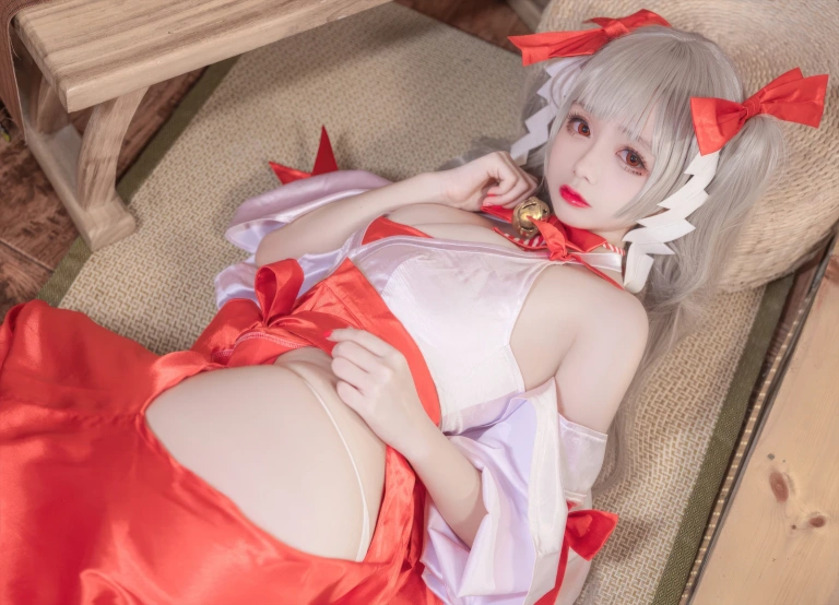 日奈娇(椎名莜)《碧蓝航线 可畏巫女》写真图集 41P｜在线预览与图包下载