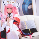 星之迟迟《《R-Maid》 英仙座护士》写真图集 20P｜在线预览与图包下载