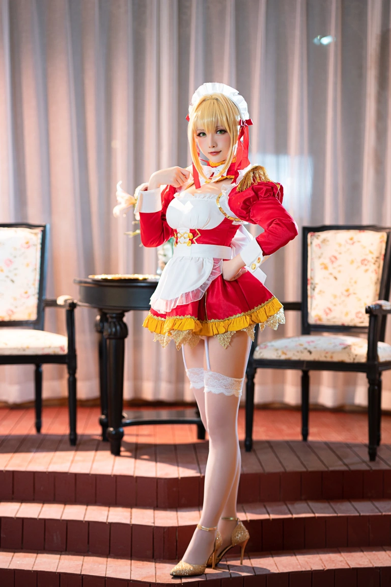 星之迟迟《《御主人様》 尼禄女仆》写真图集 25P｜在线预览与图包下载