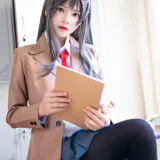 桜桃喵《麻衣制服》写真图集 52P｜在线预览与图包下载