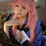 星之迟迟《《御主人様》 玉藻前忠犬蓄势待发》写真图集 25P｜在线预览与图包下载