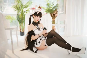 面饼仙儿《能代女仆》写真图集 31P｜在线预览与图包下载