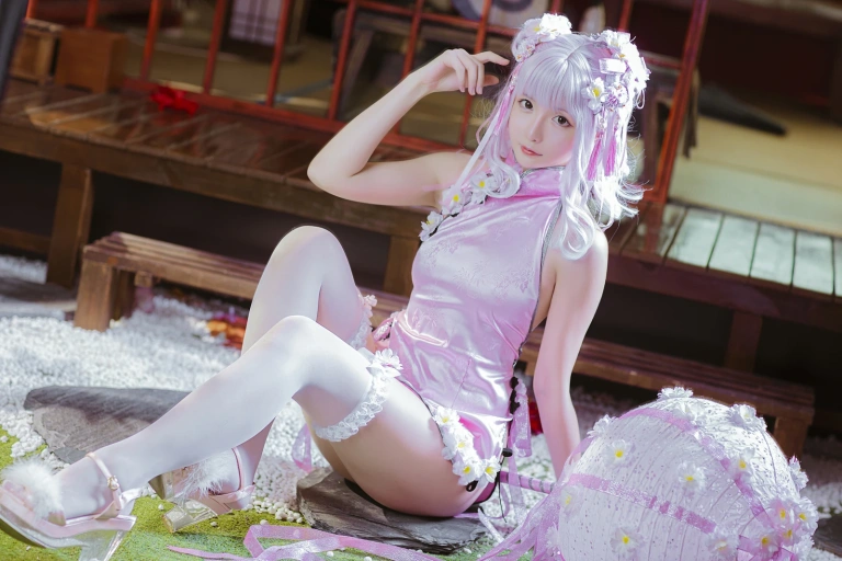星之迟迟《《花鸟风月》 花与旗袍 粉》写真图集 20P｜在线预览与图包下载