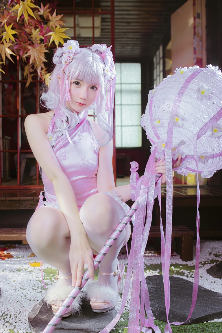 星之迟迟《《花鸟风月》 花与旗袍 粉》写真图集 20P｜在线预览与图包下载