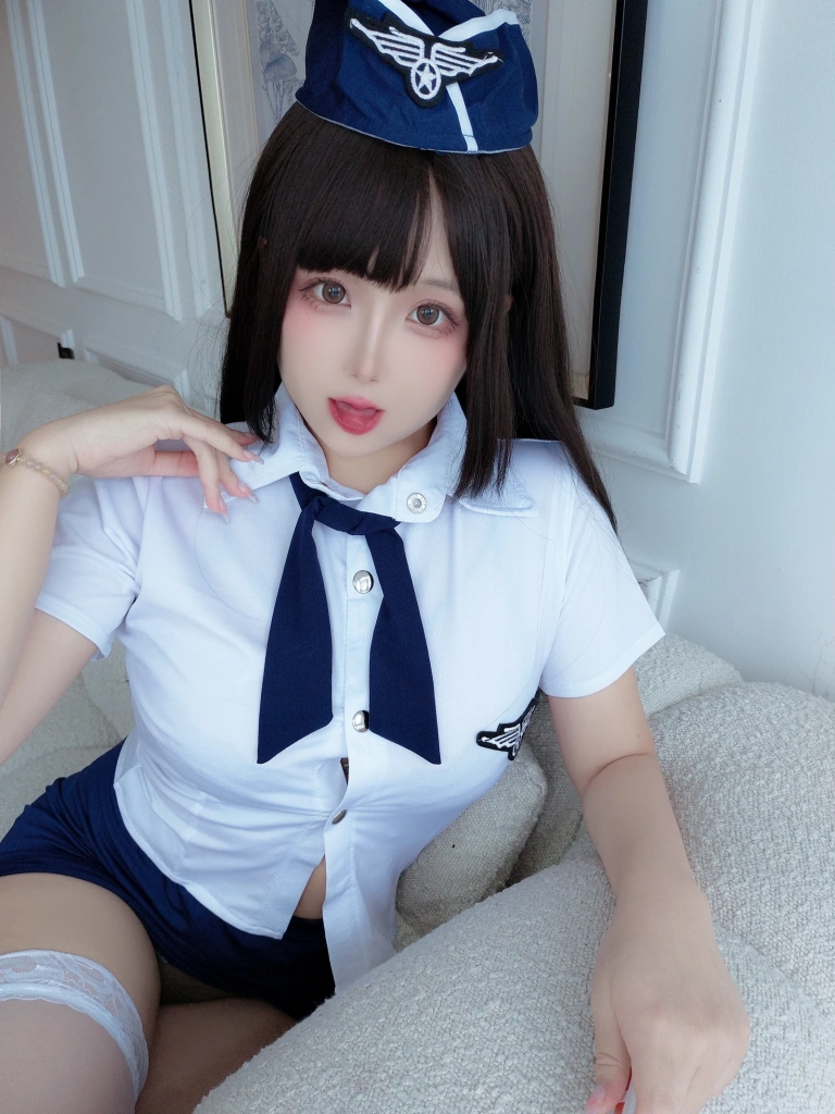 日奈娇(椎名莜)《空姐》写真图集 75P+9V｜在线预览与图包下载