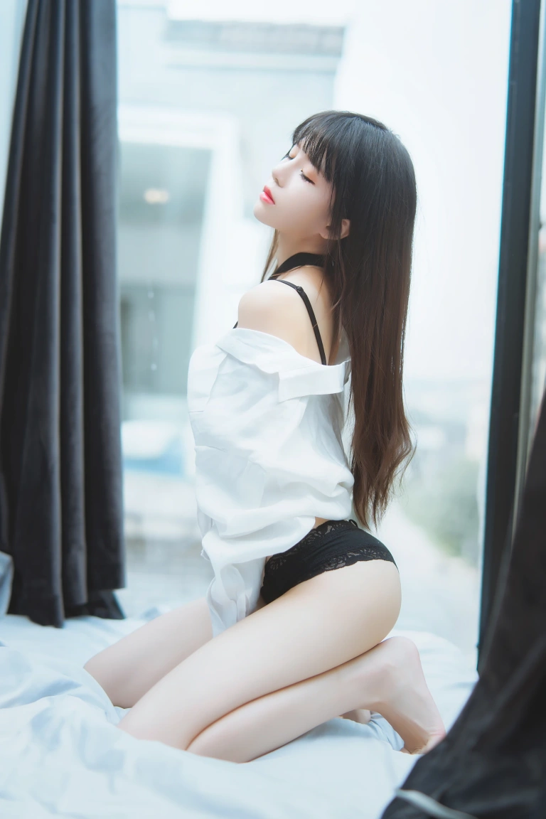 桜桃喵《狼来了01》写真图集 72P｜在线预览与图包下载
