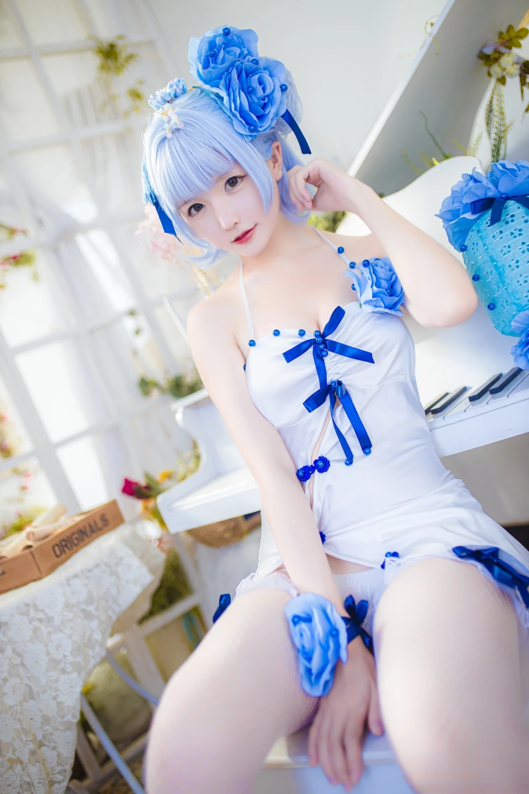 星之迟迟《《花鸟风月》 花与旗袍 蓝》写真图集 20P｜在线预览与图包下载