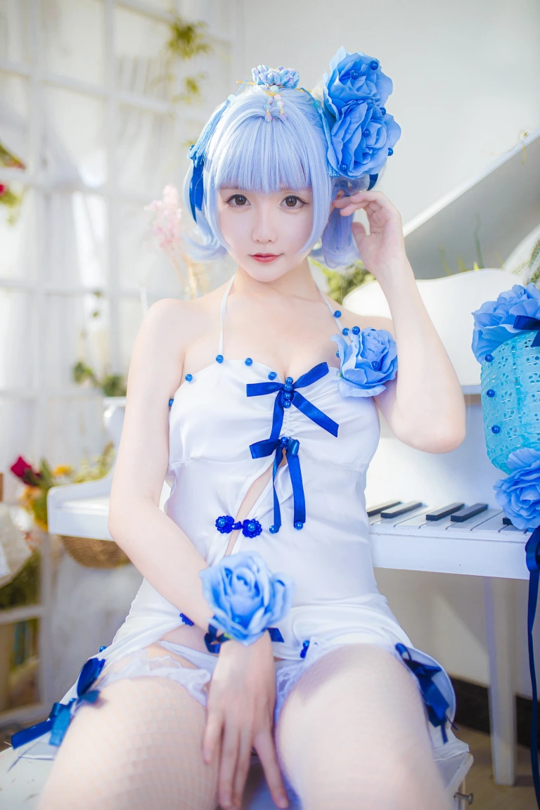 星之迟迟《《花鸟风月》 花与旗袍 蓝》写真图集 20P｜在线预览与图包下载