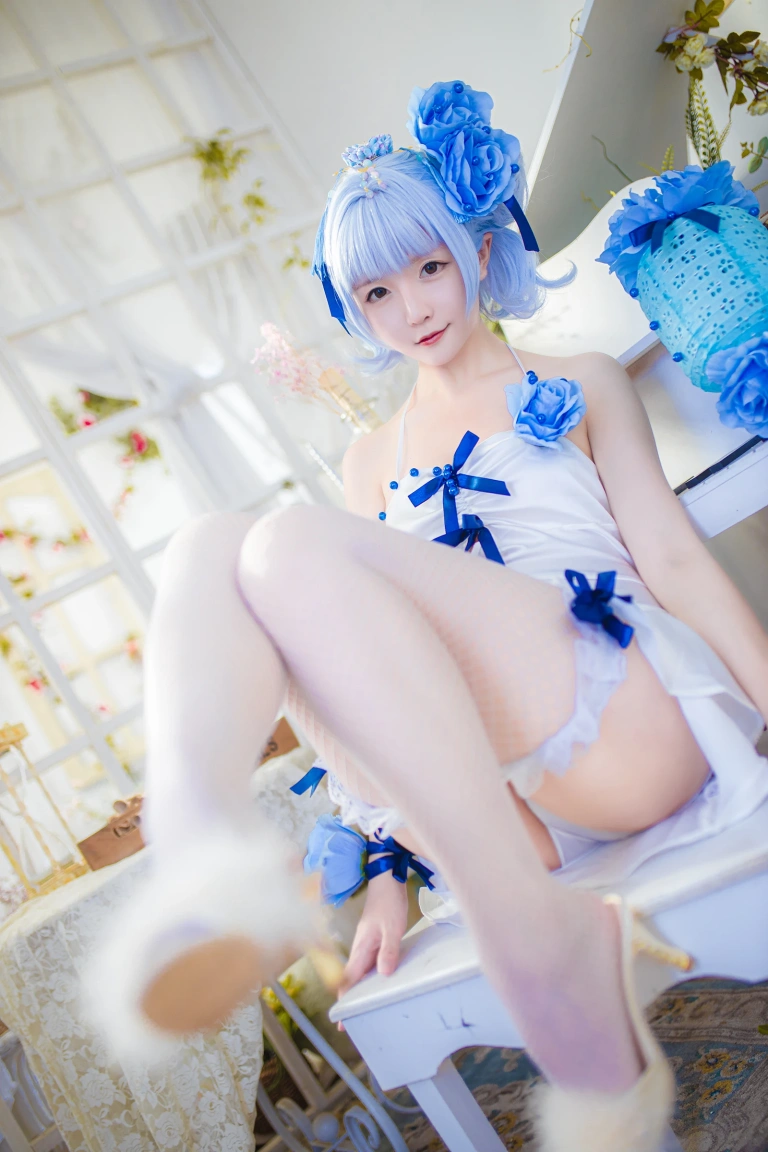 星之迟迟《《花鸟风月》 花与旗袍 蓝》写真图集 20P｜在线预览与图包下载