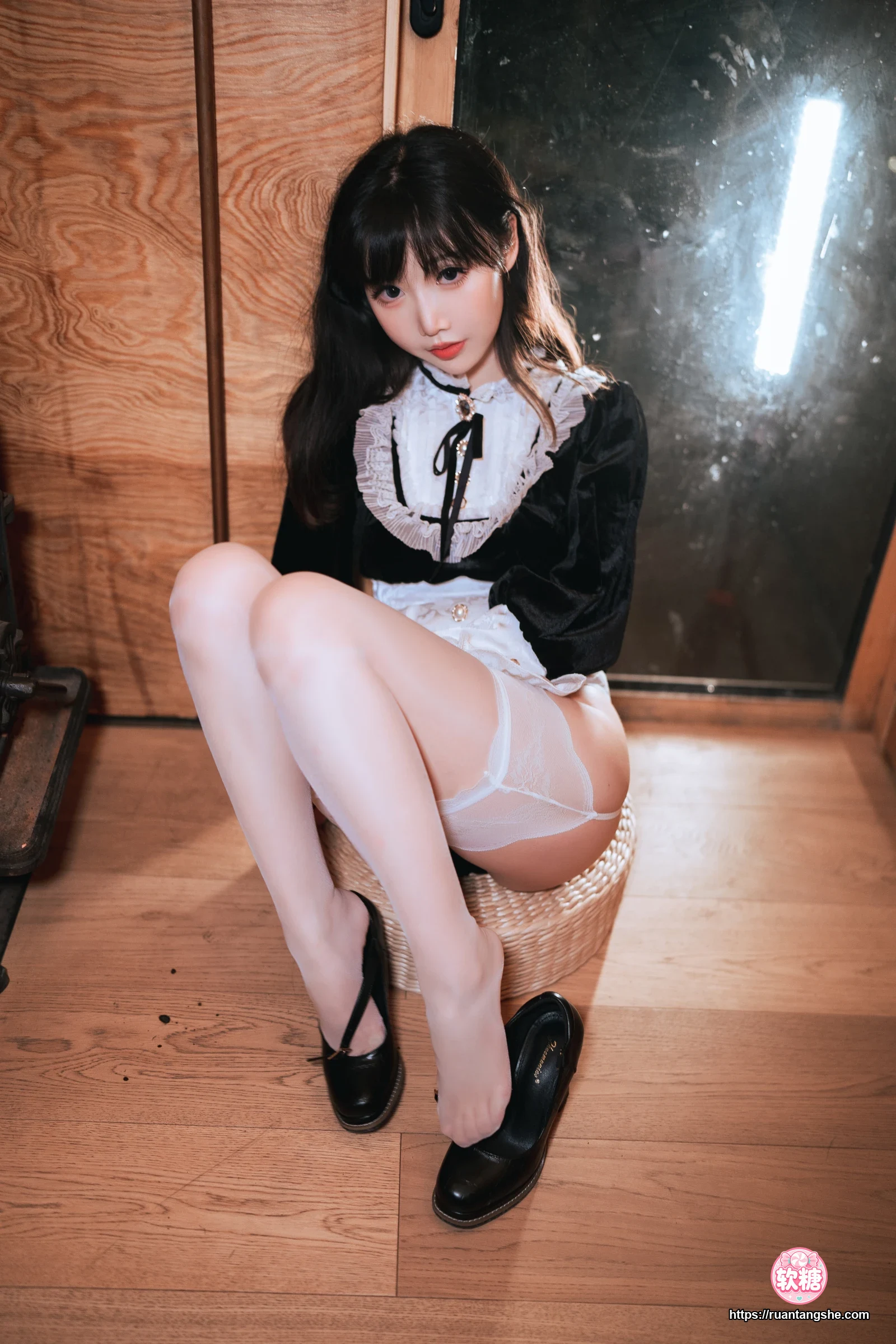 面饼仙儿 面饼仙儿 NO.122 - 木屋女仆