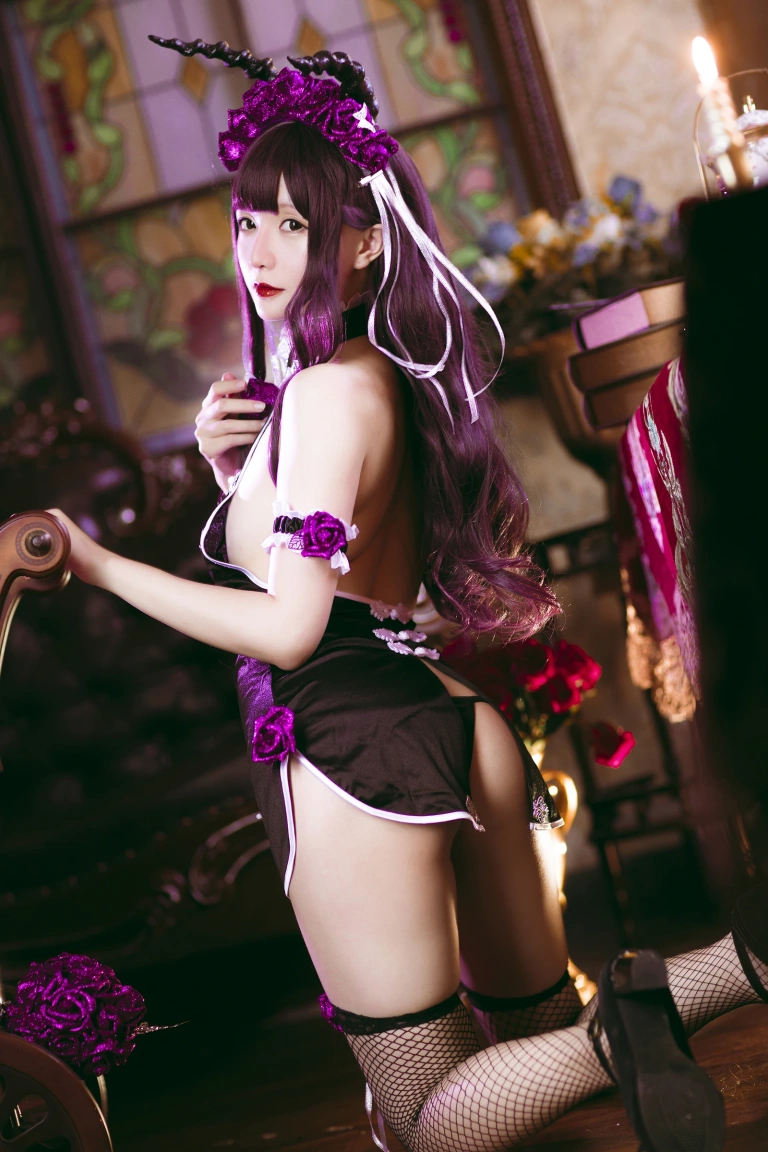 星之迟迟《《花鸟风月》 花与旗袍 紫》写真图集 20P｜在线预览与图包下载