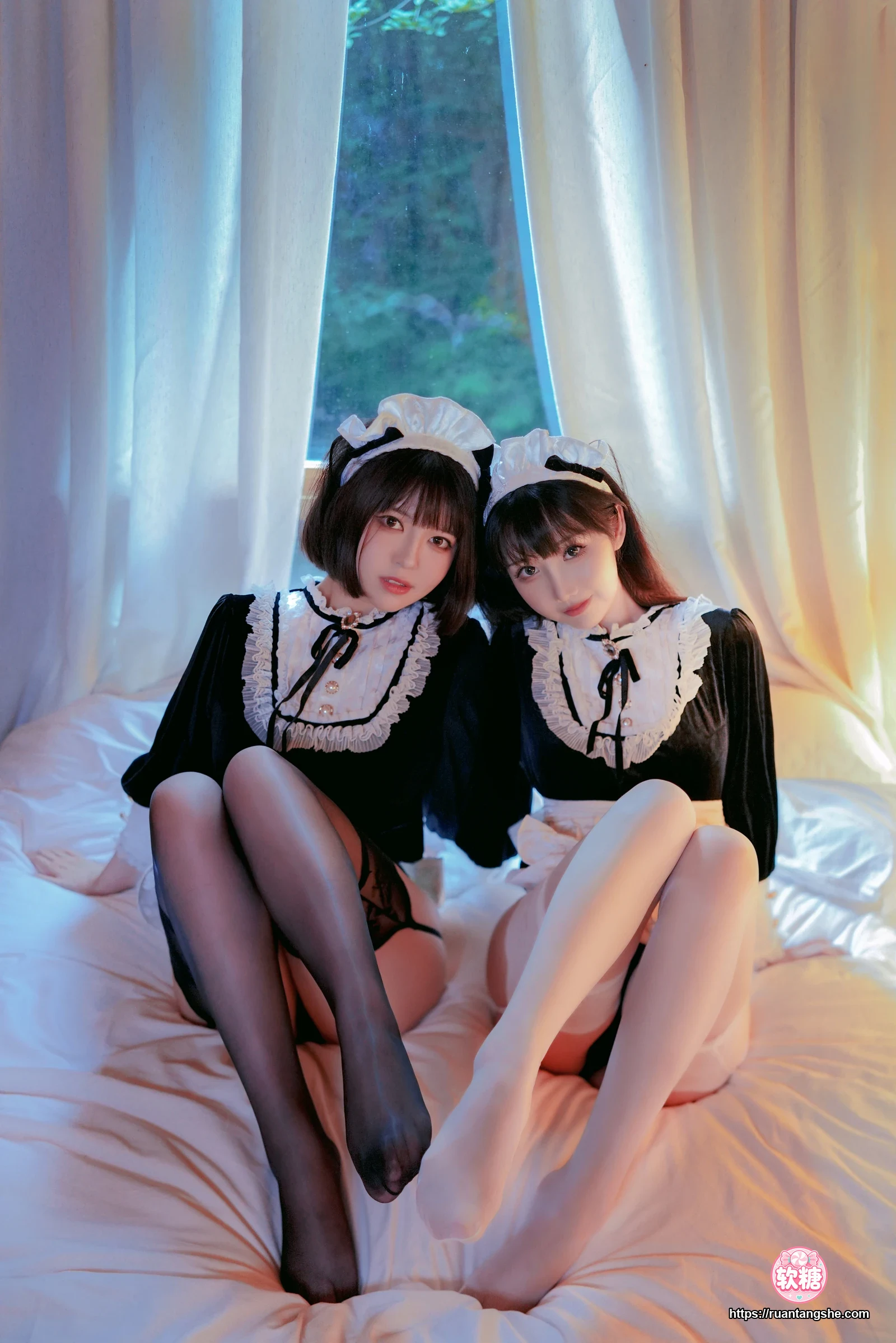 面饼仙儿 面饼仙儿 NO.124 - メイド姉妹(&半半子 BANBANKO)